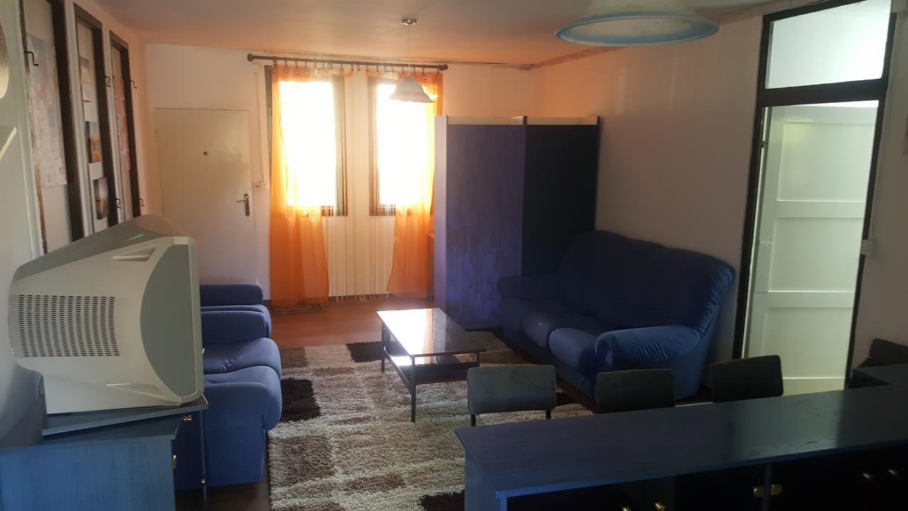 Hostel Belgrade Shungit Dragana Jeftica Br 10 Eksteriør billede