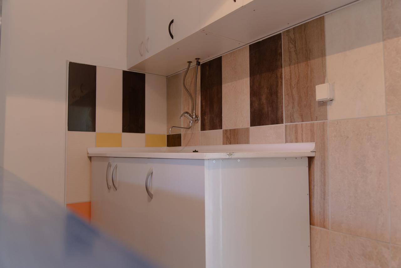 Hostel Belgrade Shungit Dragana Jeftica Br 10 Eksteriør billede